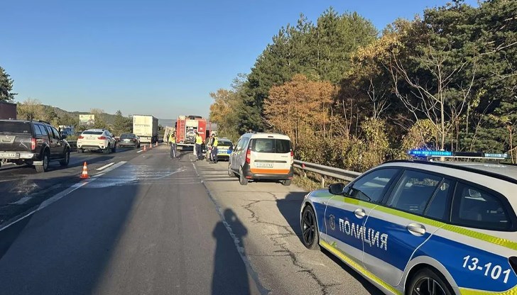 Двойка от Костенец загина при катастрофа, причинена от неправоспособен шофьор