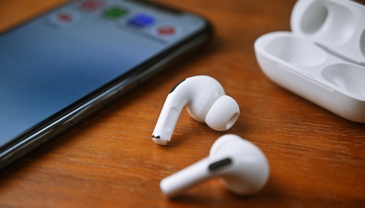 Иновацията ще превърне AirPods в персонален преводач, работещ при разговори на живо Иновацията ще превърне AirPods в персонален преводач, работещ при разговори на живо