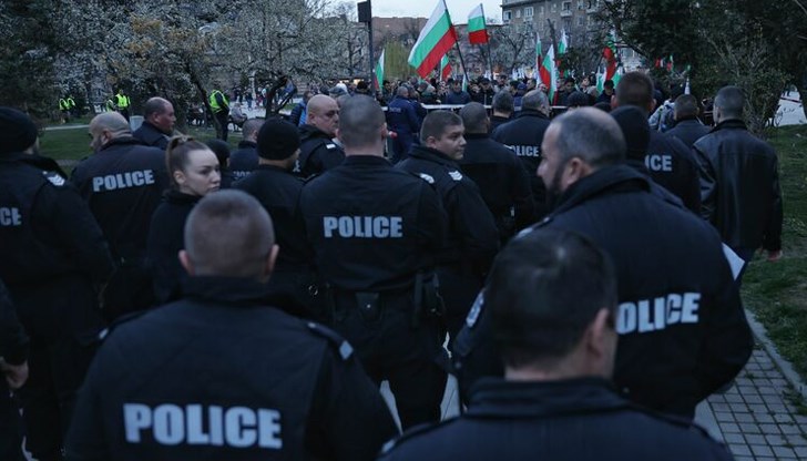 Според 65% от гражданите държавата трябва да харчи толкова, колкото има