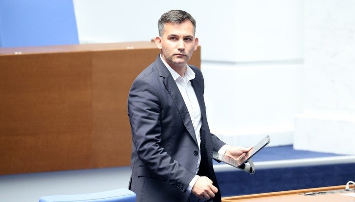 Над 1000 гласа изчезнаха от протоколите на ДПС - Ново начало Над 1000 гласа изчезнаха от протоколите на ДПС - Ново начало