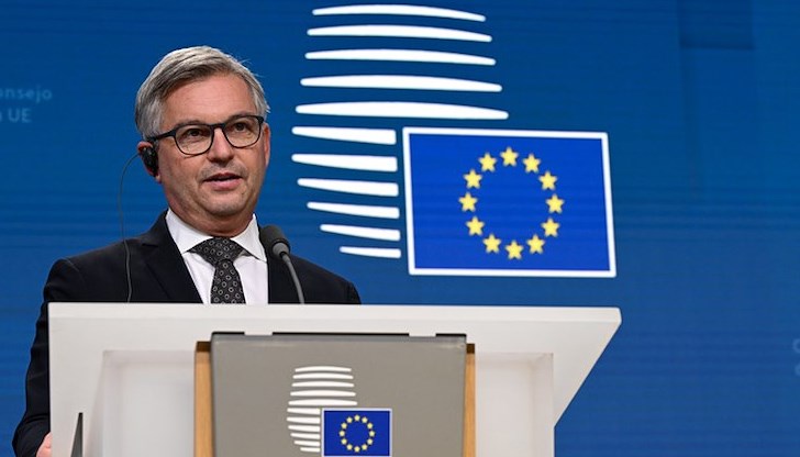 Предлагат по-строги мерки за мигрантите, представляващи заплаха за обществения ред Предлагат по-строги мерки за мигрантите, представляващи заплаха за обществения ред