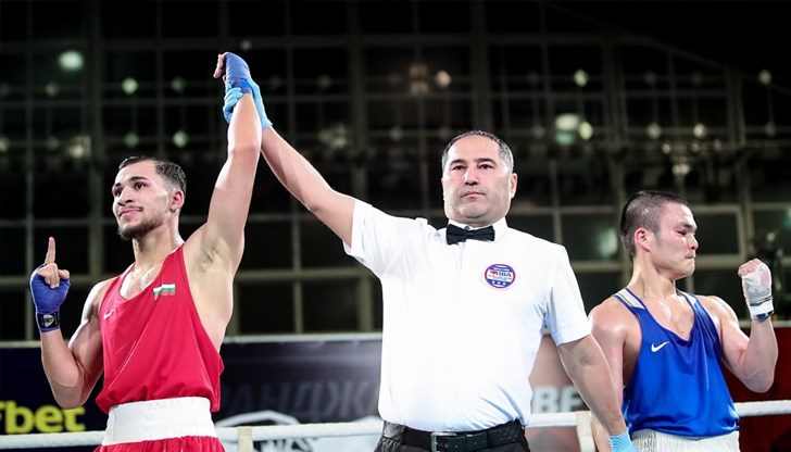 Русенецът надви казахстанеца Талгат Сиримбетов с пълно съдийско единодушие