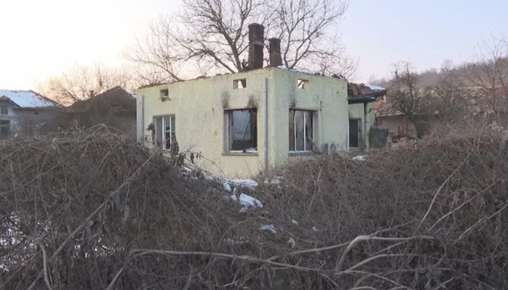 Продължава разследването на фаталния пожар в дома на майката на българския европрокурор Продължава разследването на фаталния пожар в дома на майката на българския европрокурор