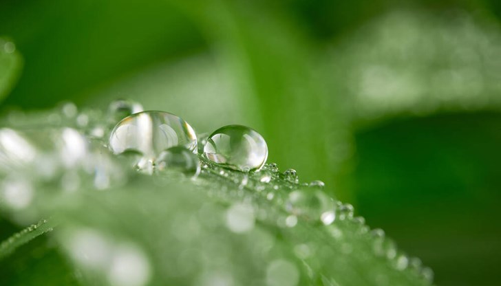 От 6 до 10 април се очакват и интензивни снеговалежи по места