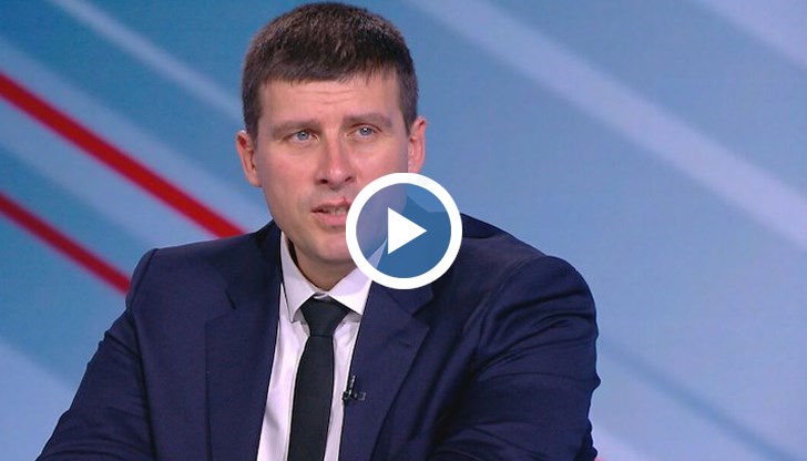 Лидерът на "Величие" разкри, че полицаи са го предупредили за показна акция с "фойерверки"