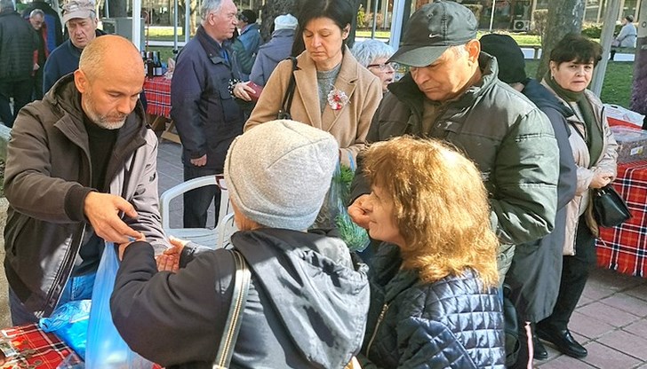 Качествените български яйца заминават за Европа, предупреждава Николай Колев Качествените български яйца заминават за Европа, предупреждава Николай Колев