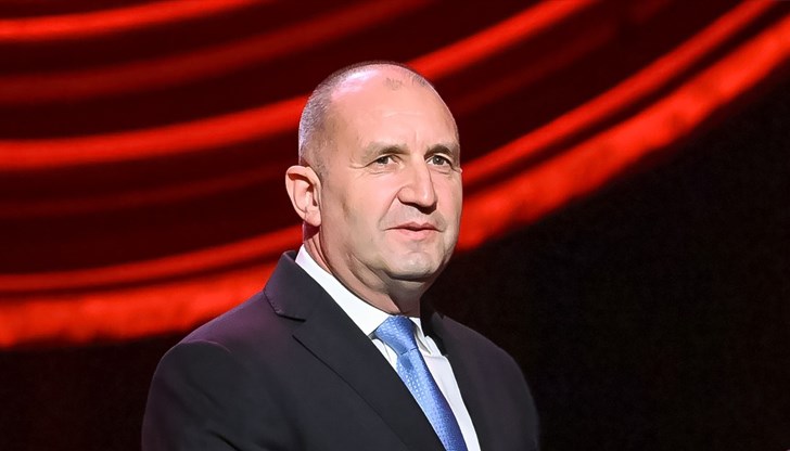 Президентът поздрави дамите по случай 8 март