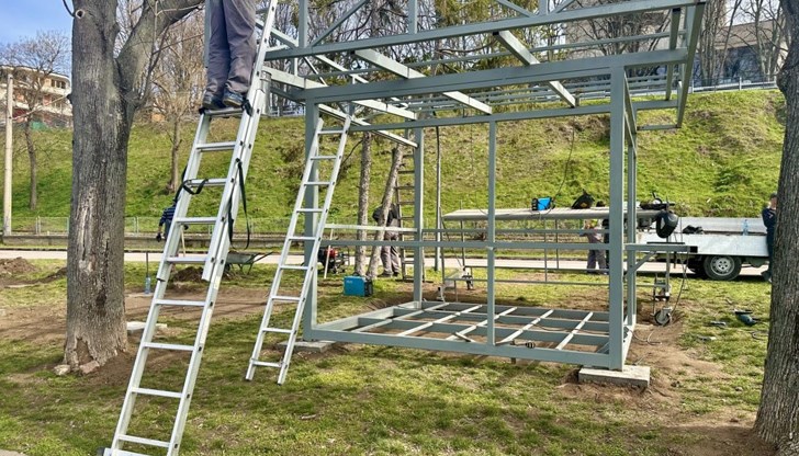 Четири павилиона ще приютят местни творци и занаятчии в крайбрежната зона на града Четири павилиона ще приютят местни творци и занаятчии в крайбрежната зона на града