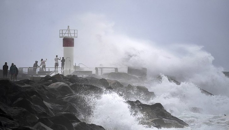 Циклонът "Алфред" носи опустошителни наводнения