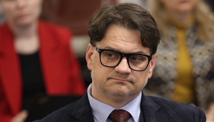 Културният министър увери, че ще бъдат похарчени само 5 милиона лева за събитието