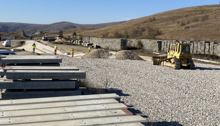 Геолози опровергават основния аргумент за високата цена на Лот 3Драстично