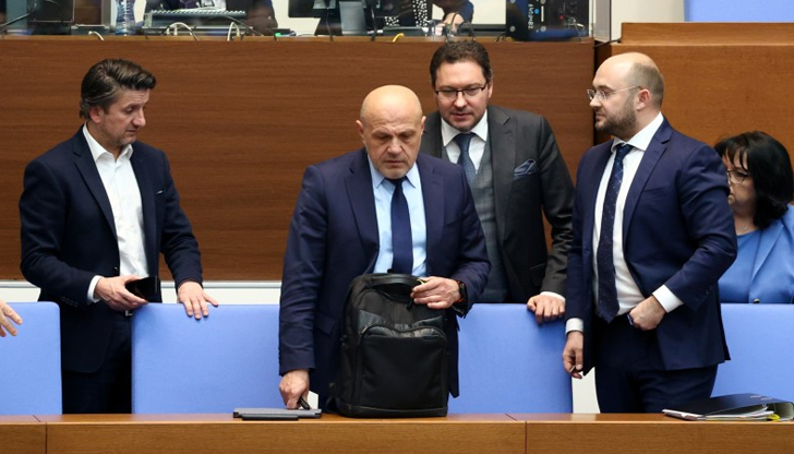 ИТН предлага рокада в бюджета - по-малко за Конституционния съд,