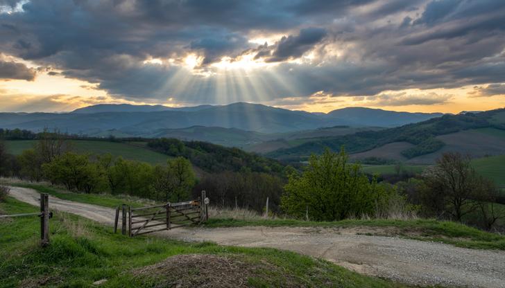 След дъждовната седмица очакваме сериозно затопляне до 28 градусаБългария ще