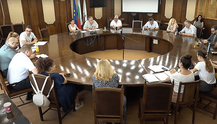 Десет комисии ще работят интензивно в следващите три дни преди