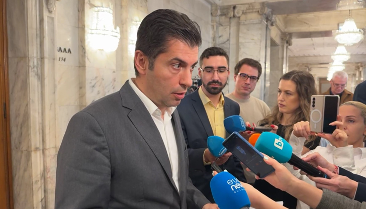 Лидерът на ПП-ДБ коментира решението на КС, според което има