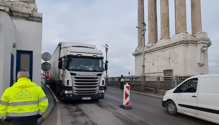 Публикуван е графикът за преустановяване на движениетоДвижението по Дунав мост