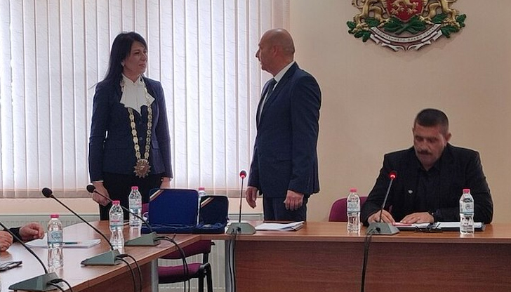 Петрова обеща прозрачно управление и постоянен диалог с гражданитеМариета Петрова