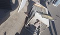 Пералня падна върху моторист в София