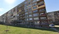 Мъж падна от осмия етаж на блок в Перник