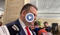 "С вас не разговарям": Пеевски избяга от въпросите за контрабандния канал