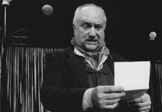 Актьорът обичан от поколения зрители си отиде на 72 годишна възрастБългарската