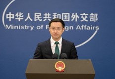 Фондовите пазари в Европа се сринаха цената на петрола достигна