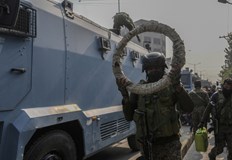 Въоръжени нападатели откриха огън в популярен туристически районНай малко 26 души