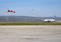 Граждани настояват и за преразглеждане на концесията на ЛетищетоГраждани и