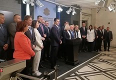 Надежда Йорданова Група проруски партии хабят парламентарно времеБезпрецедентен акт в