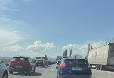 Интензивен трафик и на пътя София РусеИнтензивен трафик и