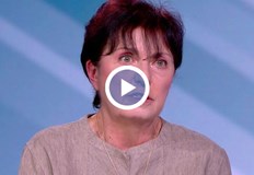 Писателката изрази тревога че християнската вяра се използва като идеологическа