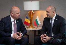 Президентът обсъди с румънския си колега подобряване на свързаността между