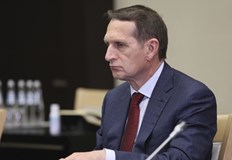 Кремъл засилва военната реторика докато НАТО отрича планове за агресияШефът