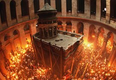 Феноменът продължава да предизвиква както дълбока вяра така и сериозен