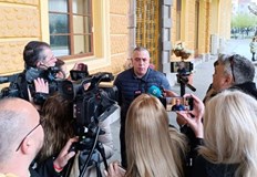 Двама пострадаха при сблъсък на седалки на лифта в СливенРъководството