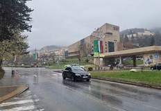 Ограничения за тежкотоварни автомобили в планинските проходиНеобичайни метеорологични условия изненадаха