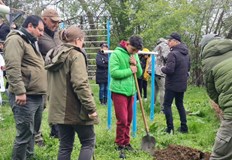 Горски експерти обучават бъдещите пазители на природатаУчениците от Основно училище