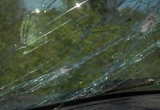 Шофьорът на единия от автомобилите е получил травмиПътен инцидент между