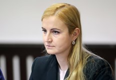 След период на споделено ръководство регулаторът избра постоянен председателСъветът за