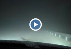 Пътуващи предупреждават за практически нулева видимост и опасни условия за