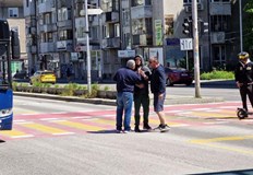 Нарушителите преминаха на червен светофар и създадоха риск от катастрофа