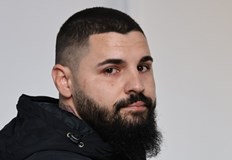 Обвиняемият за нападение над Дебора Михайлов напуска ареста срещу 25