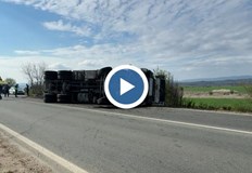 Шофьорът е транспортиран до Спешния център в градаТежък инцидент с