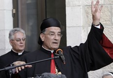 85 годишният Бешара Раи се е спънал в расото сиМаронитският патриарх