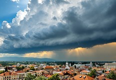 Синоптиците прогнозират рязка промяна на времето след днешния денПролетното време