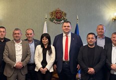 От централата на ДПС Доган призоваха кметовете да подадат