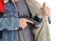 В момента общонационална забрана съществува само за влаковете изпълняващи далечни