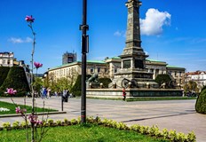 Вариантите за участие са есе или мултимедийна презентацияТрадиционното състезание по