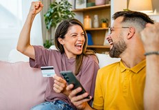 Ако усещате че месечната такса за банковата ви сметка започва