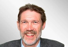 Д р Бернхард Хюгел ще консултира пациенти безплатно още тази съботаУниверситетската